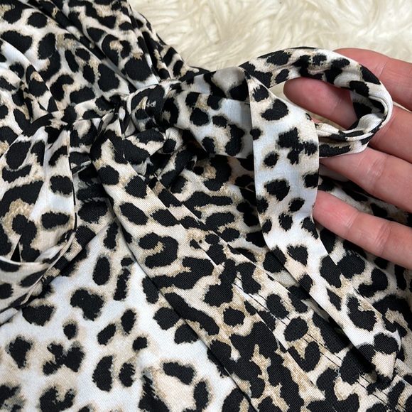 Perseption Concept size XL collared wrap front leopard print blouse - Picture 4 of 8